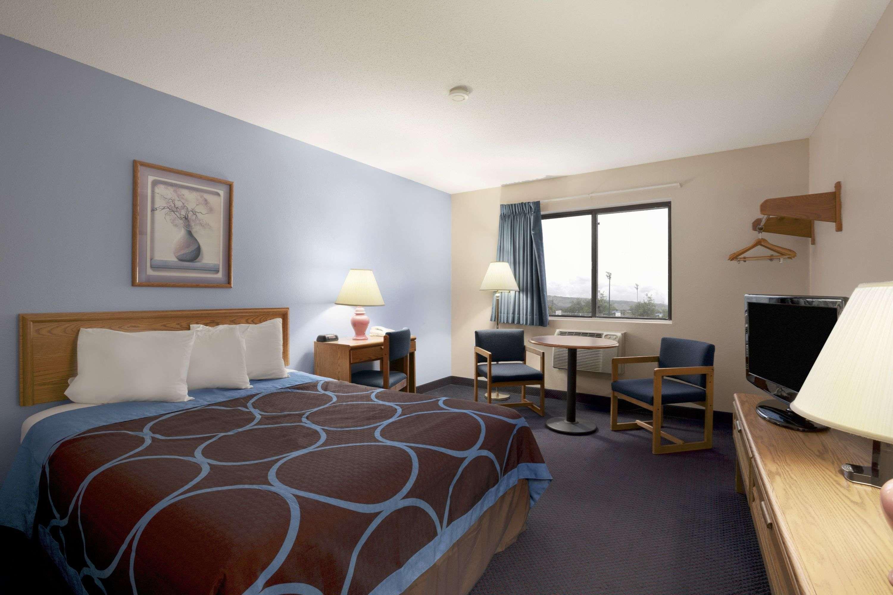 Готель Super 8 By Wyndham Cromwell/Middletown Екстер'єр фото